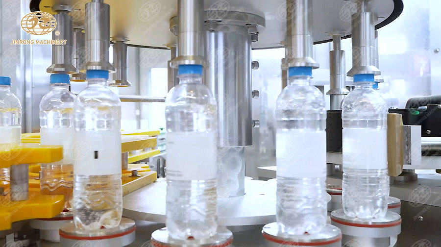 OPP熱熔膠貼標設(shè)備-7